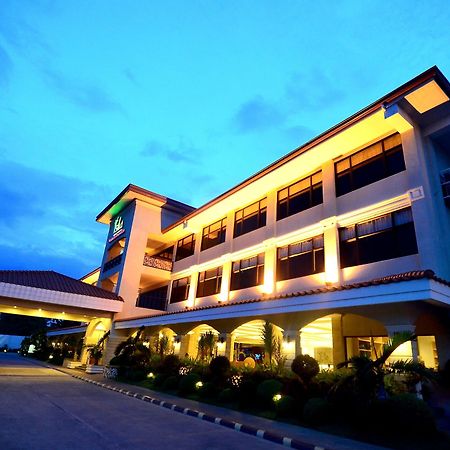 Mactan Isla Resort Lapu-Lapu City Dış mekan fotoğraf
